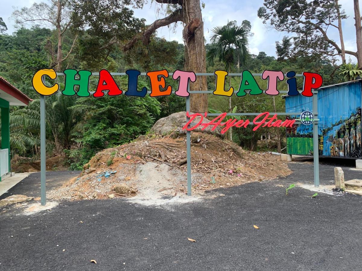 Chalet Latip D'Ayer Itam Hotell Kampong Ayer Hitam  Exteriör bild